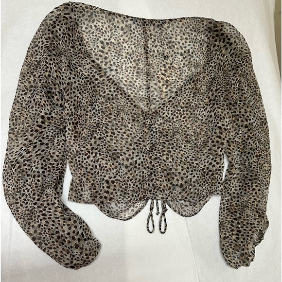 NWT ; Zara printed Ruched Sheer Long Sleeve🔲 - Picture 5 of 8